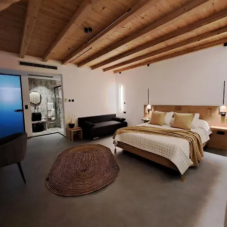 Nisaki & Elite Szálloda 3*