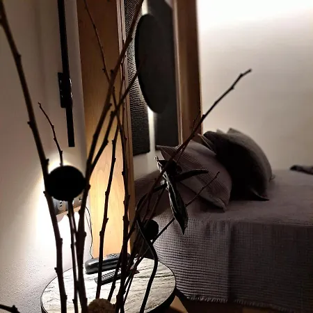 Szálloda Nisaki & Elite