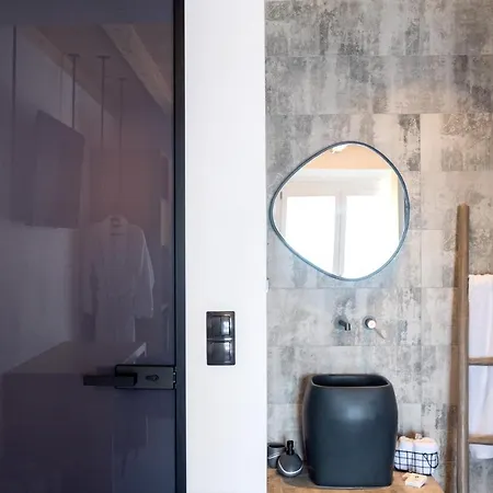 Szálloda Nisaki & Elite 3*