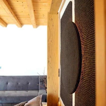 Szálloda Nisaki & Elite