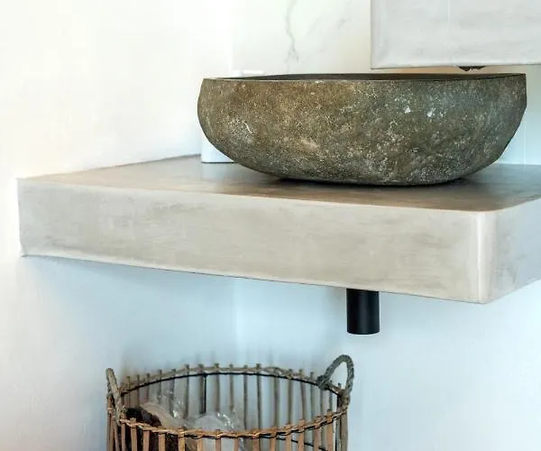 Hotel Nisaki & Elite