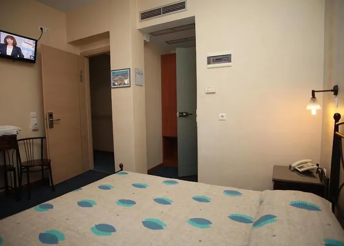 Nisaki & Elite Hotel Hermópolis