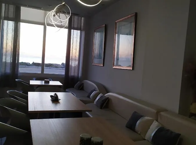 Nisaki & Elite Hotel Hermópolis