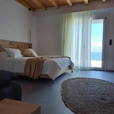 Nisaki & Elite Otel Ermoupoli