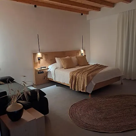 Nisaki & Elite Otel 3*