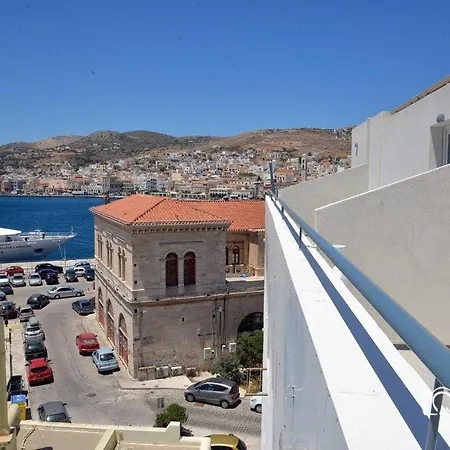 Nisaki & Elite Otel 3*