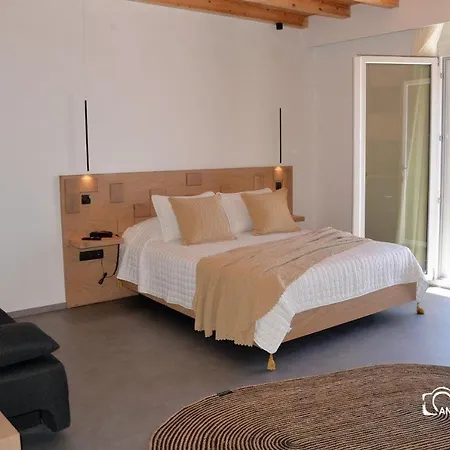 Nisaki & Elite Otel 3*