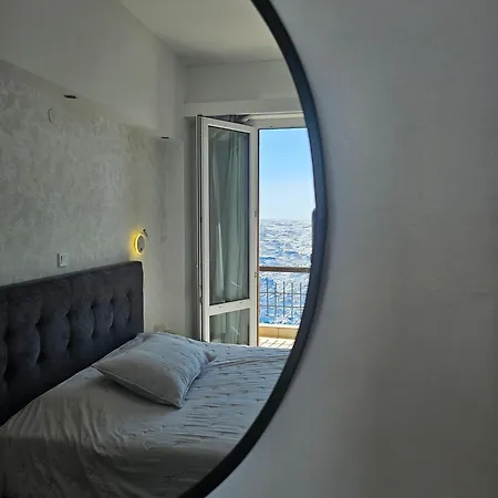 Nisaki & Elite Otel 3*