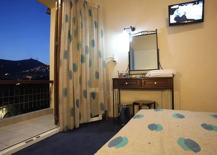 Nisaki & Elite Szálloda 3*